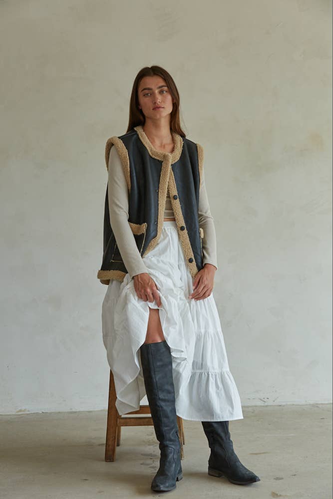 Shiloh Woven Button Down Sleeveless Vest