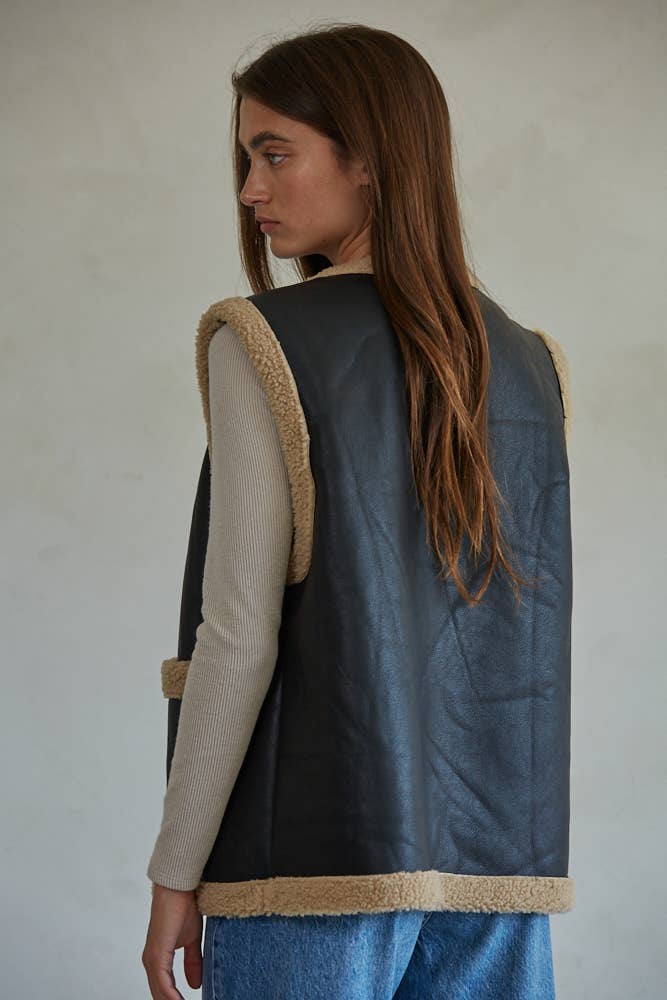 Shiloh Woven Button Down Sleeveless Vest