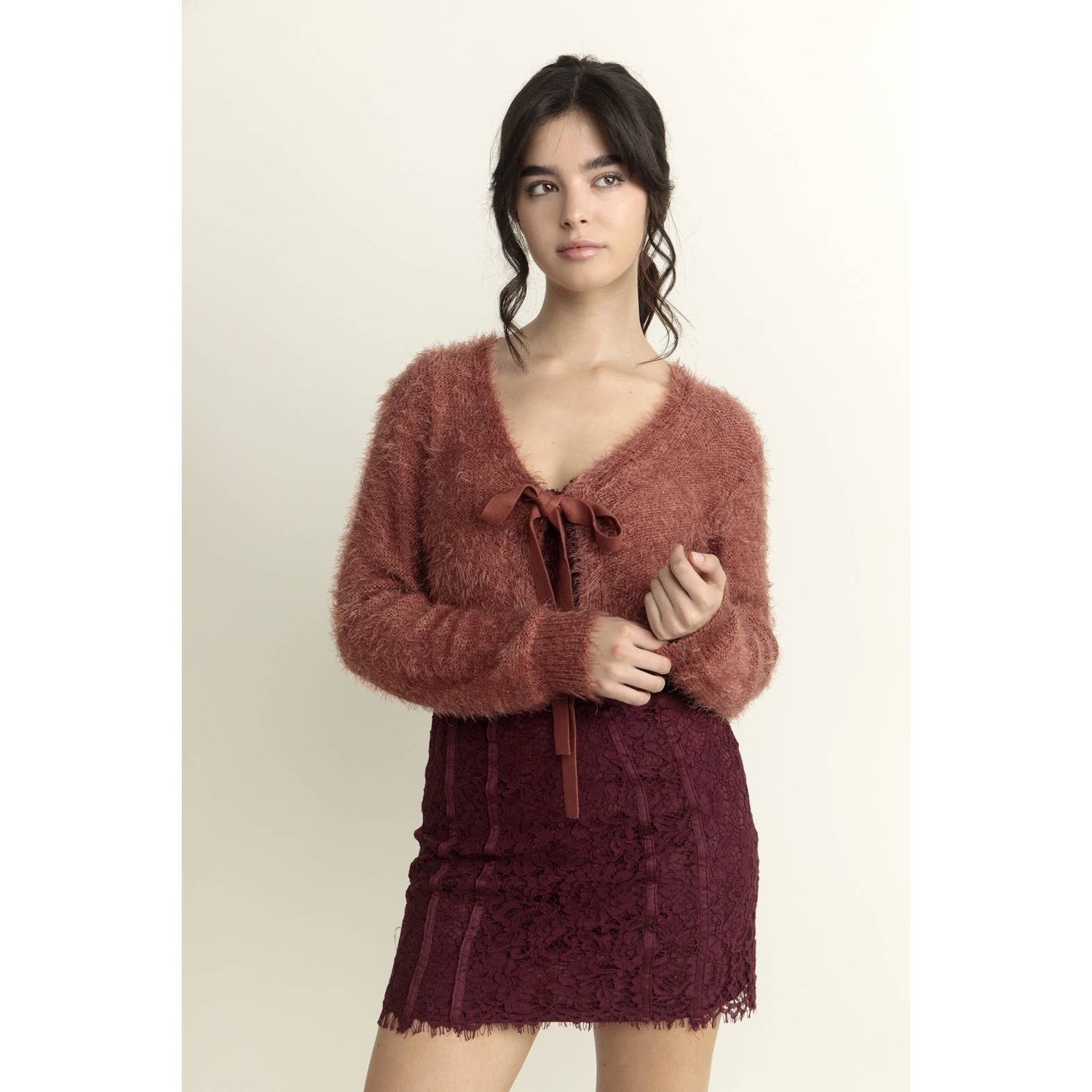 FUZZY BOW CARDIGAN