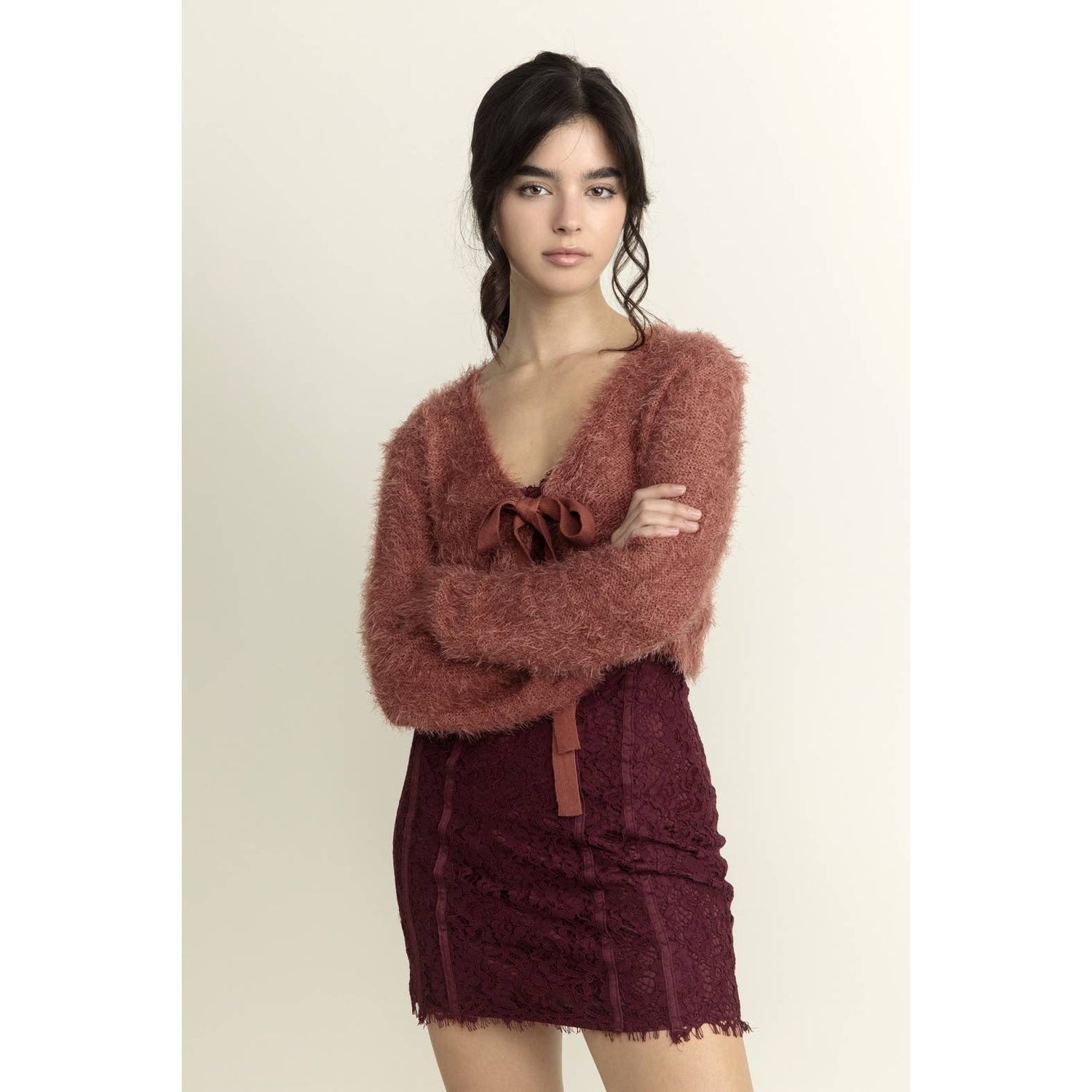 FUZZY BOW CARDIGAN