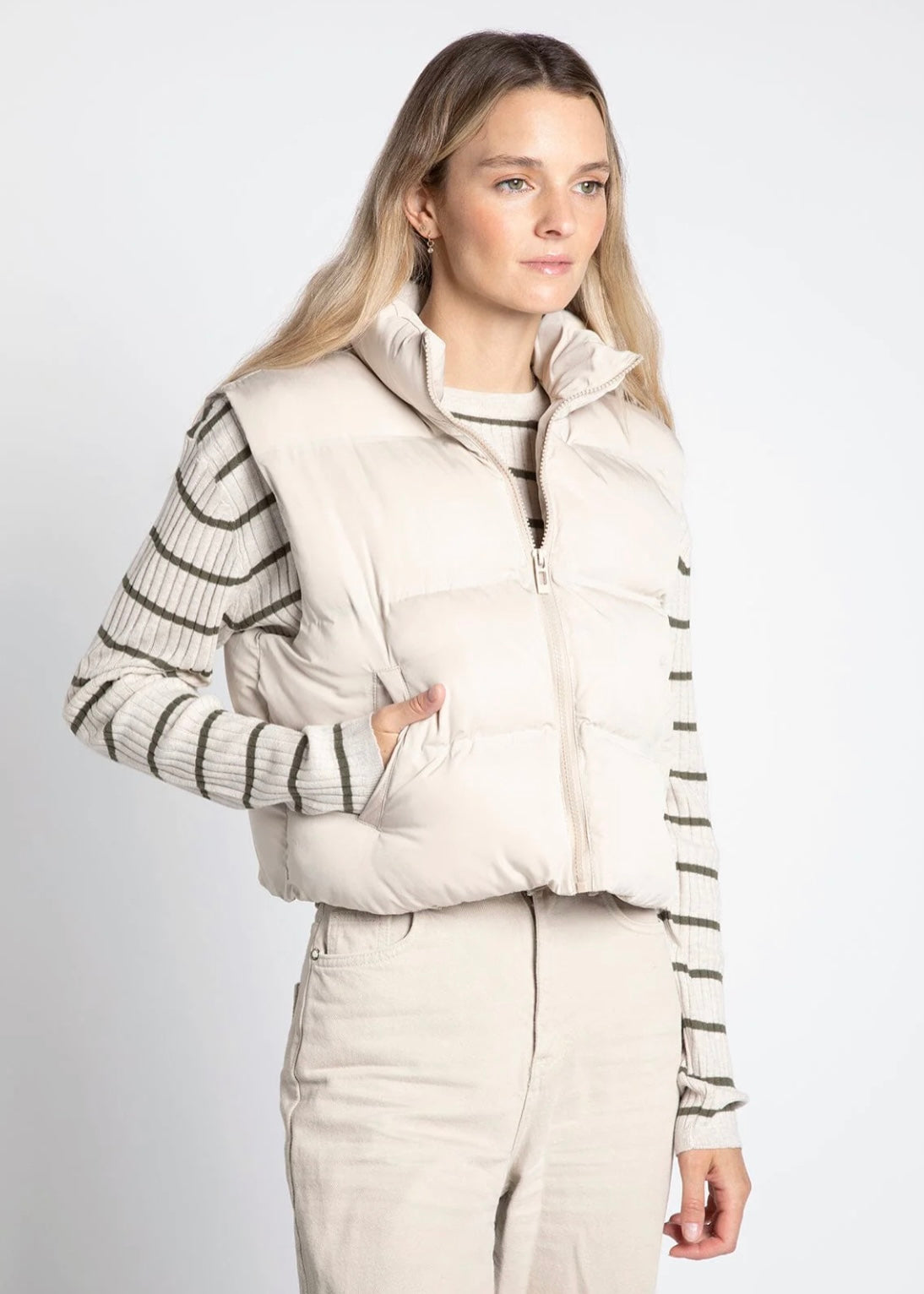 Issey Vest in Cream