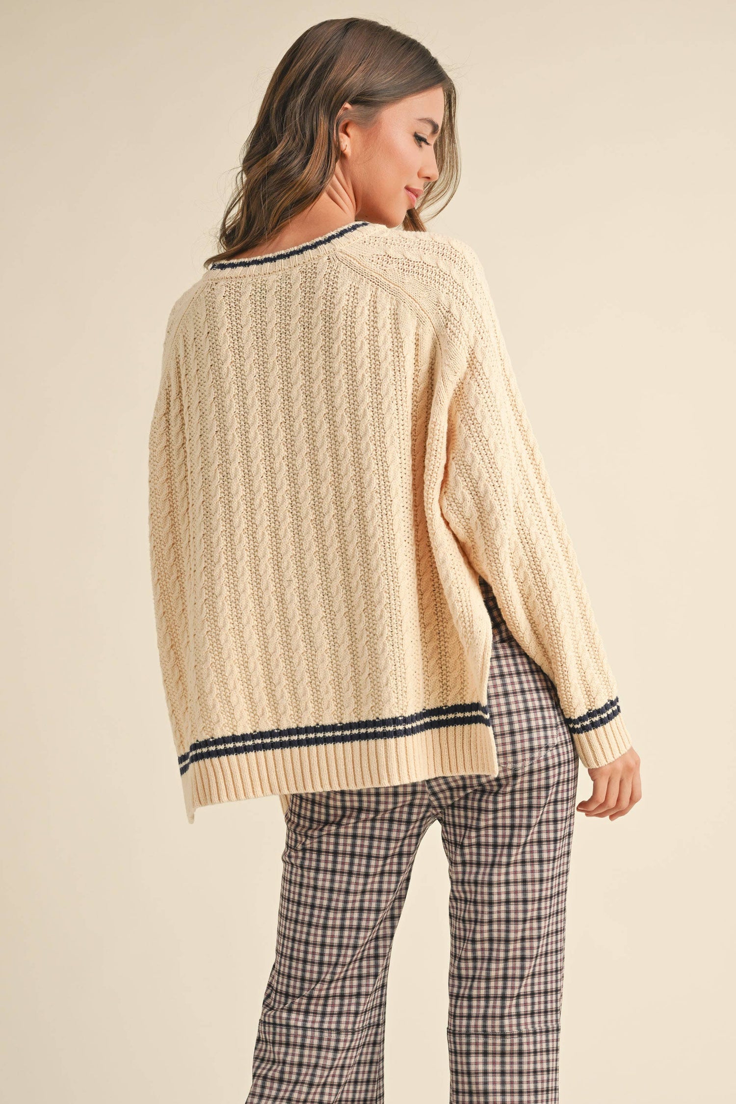 LUCA CABLE KNIT