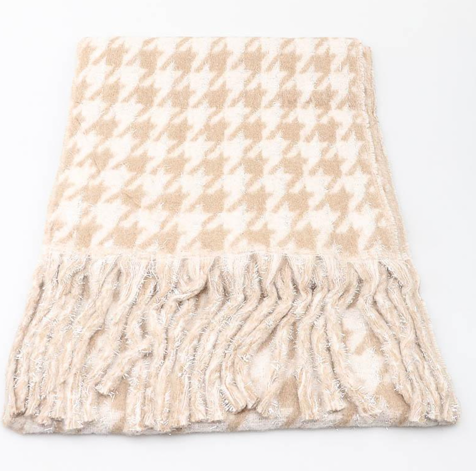 Fringed Houndstooth Scarf